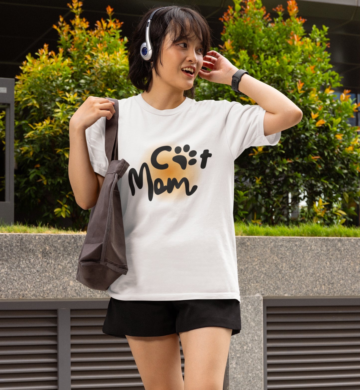 Cat Mom T-shirt