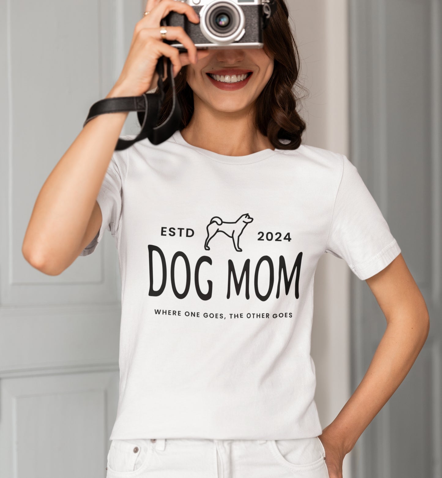 Dog Mom T-shirt