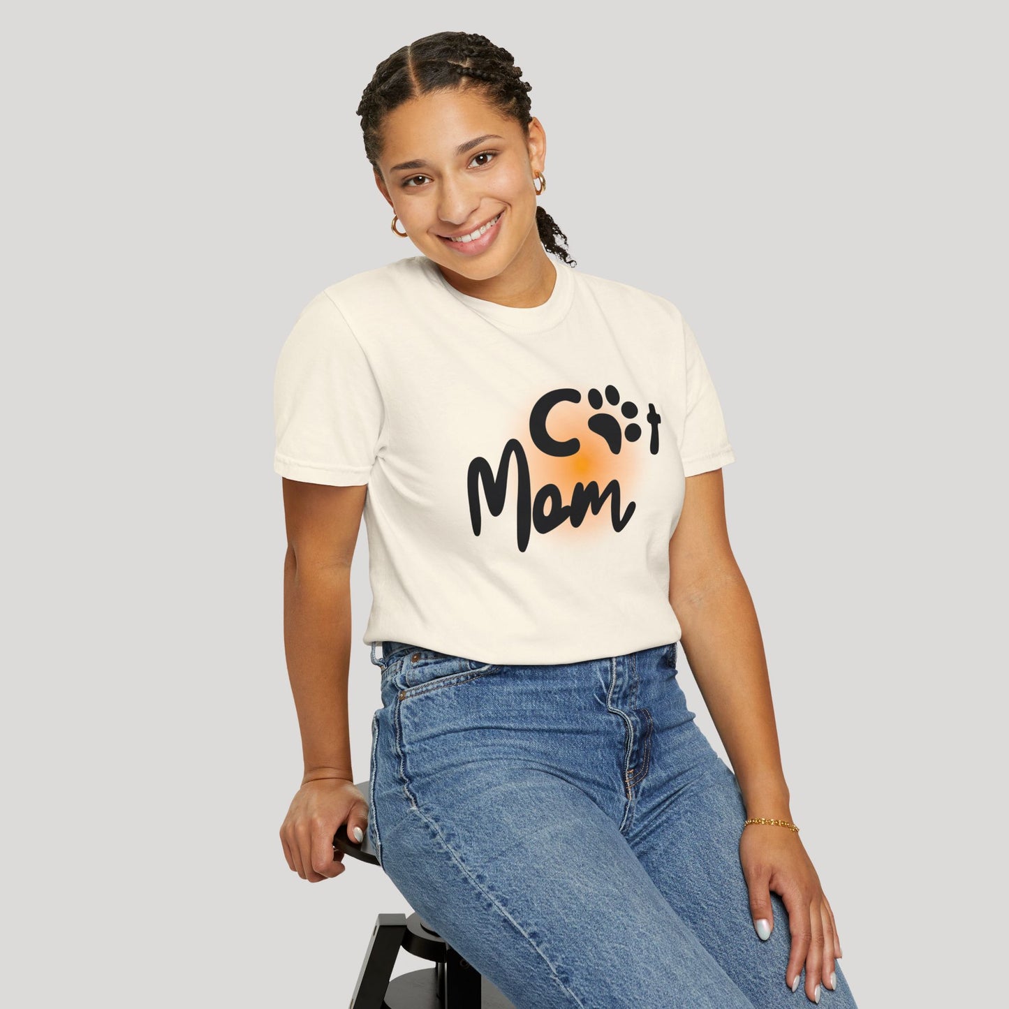 Cat Mom T-shirt